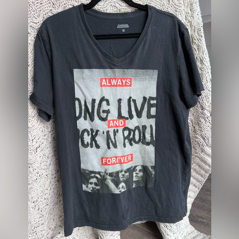 Foreign Exchange graphic tee